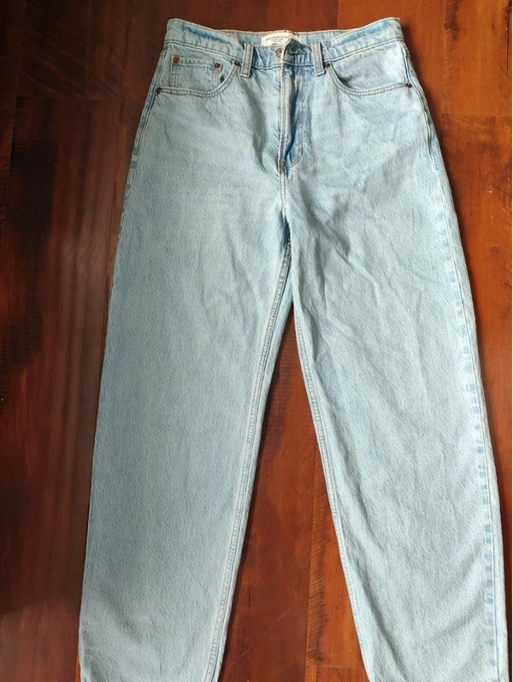 Abercrombie The Taper Jean High Rise Straight-Leg Jeans Size 27/4